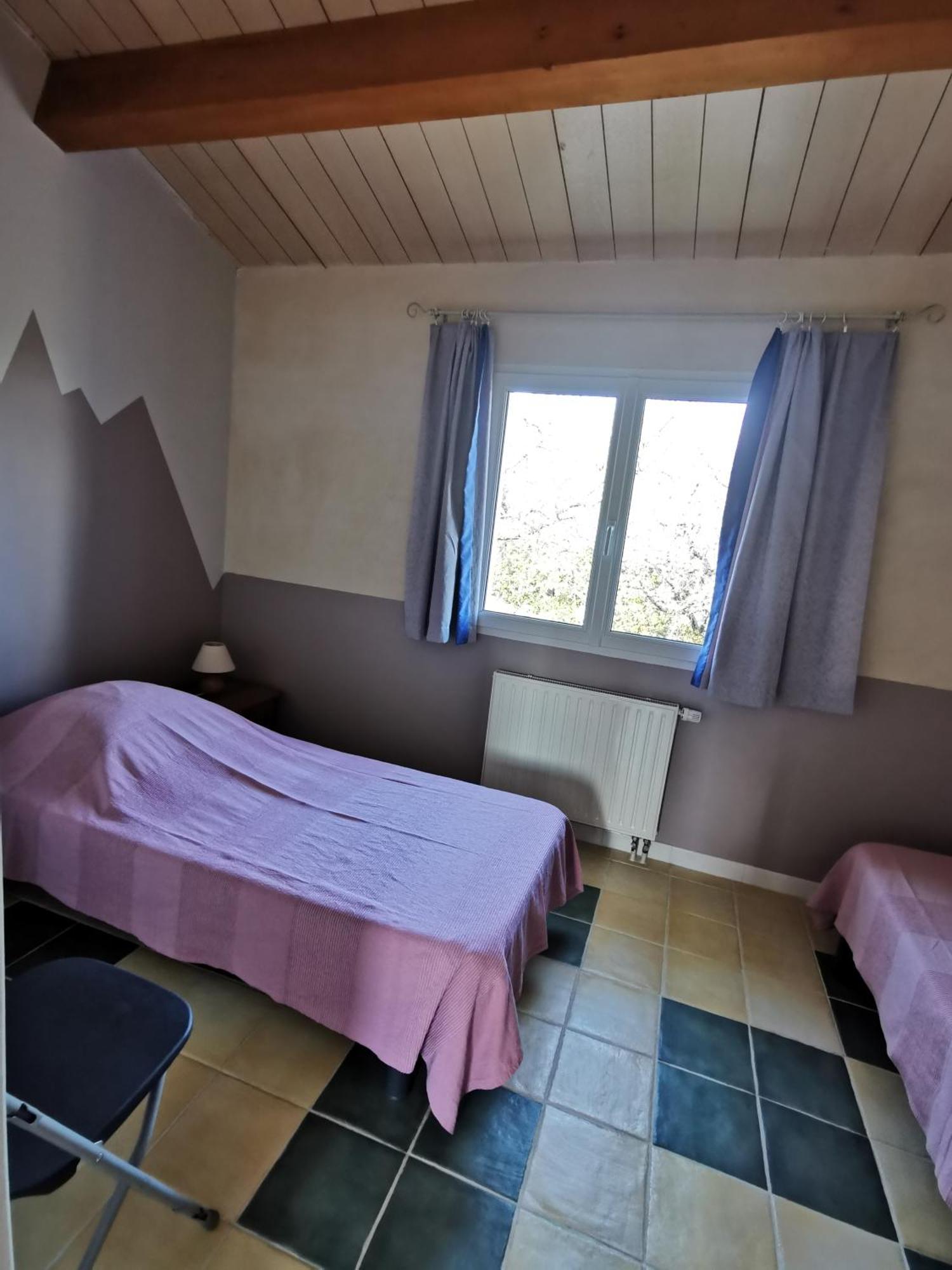 Gites La Bambouseraie Labeaume Rum bild