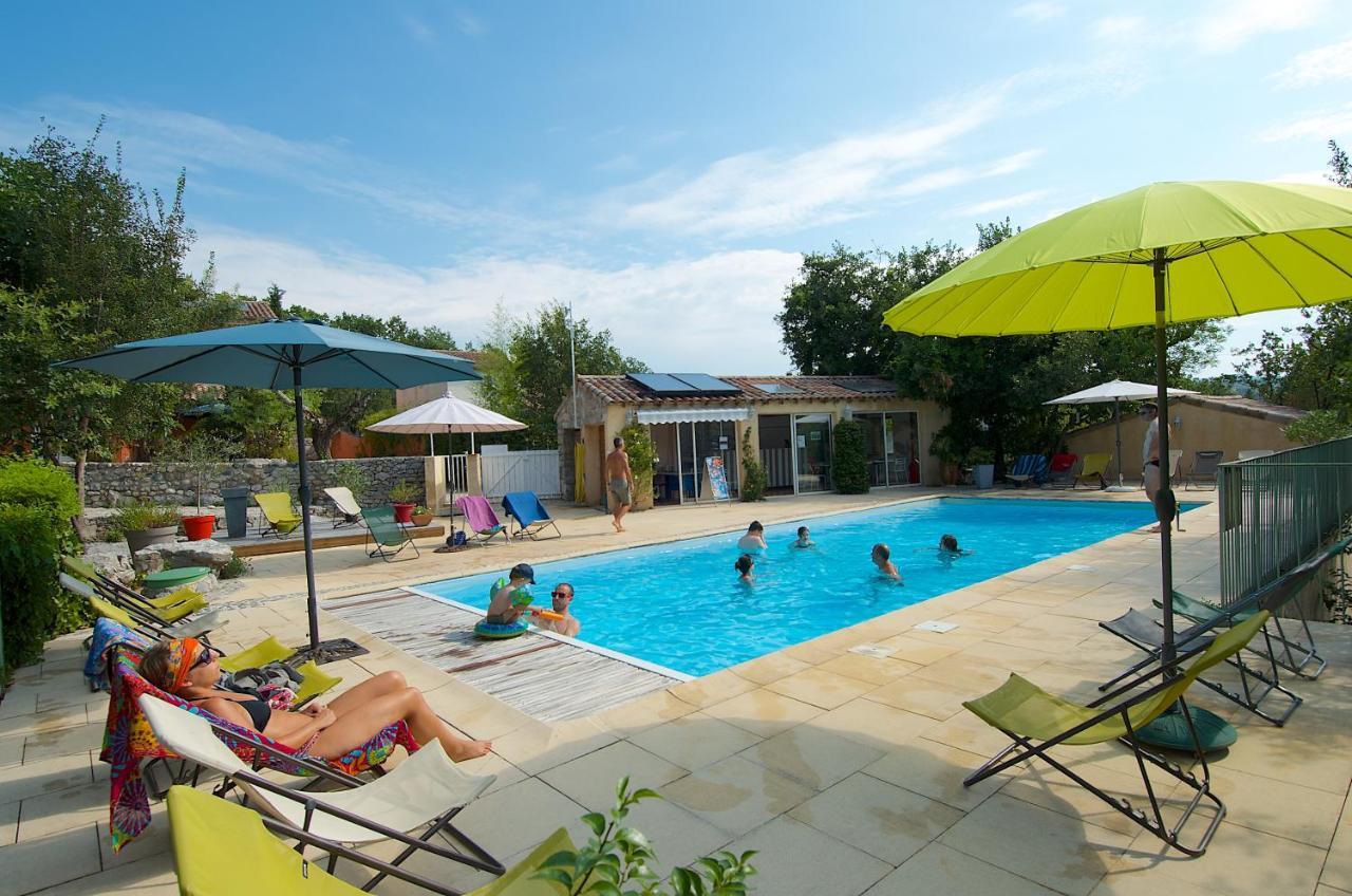 Gites La Bambouseraie Labeaume Exteriör bild